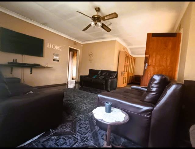 3 BEDROOM HOUSE FOR SALE IN KOOKRUS